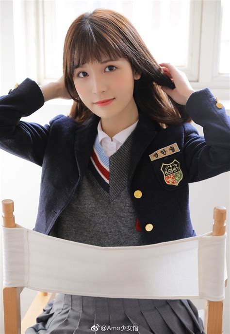 51【喵小吉】足球少女黑色金属